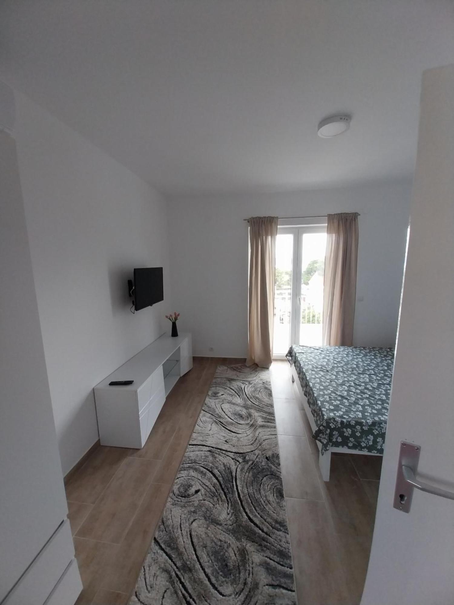 Apartmani Miletic Jelsa  Buitenkant foto