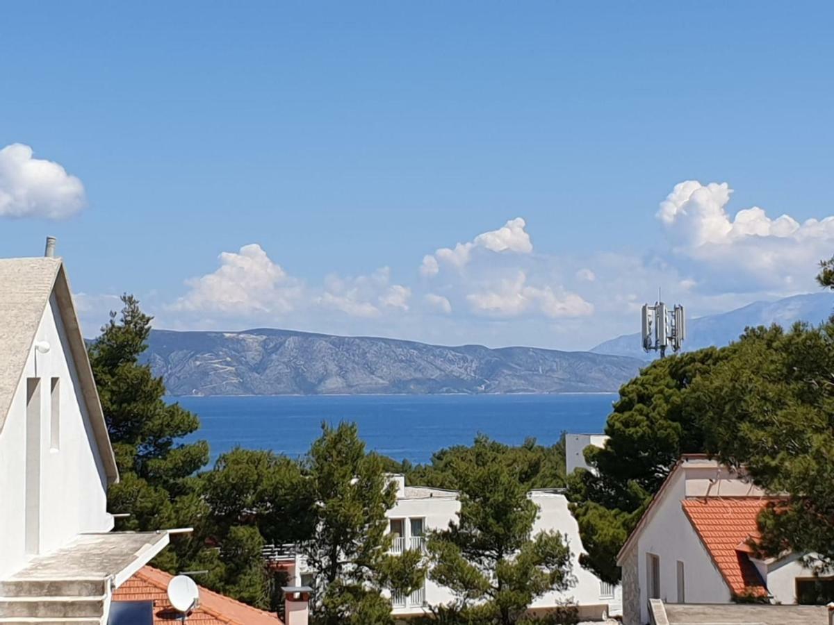 Apartmani Miletic Jelsa  Buitenkant foto